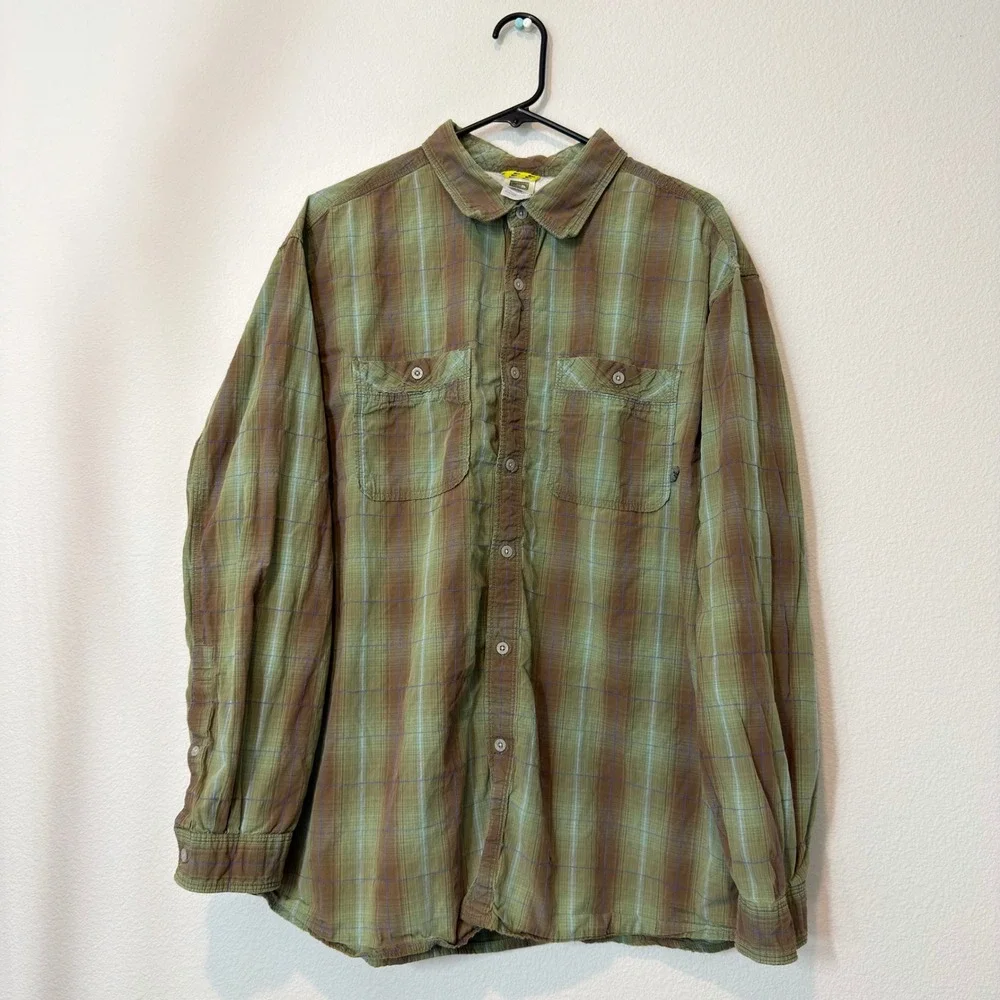The North Face Plaid Button Down Mens Large Green Brown Good Rugged Hiking Shirt
